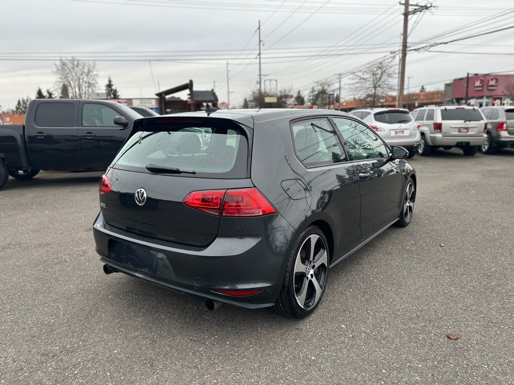 2015 Volkswagen GTI Image 5