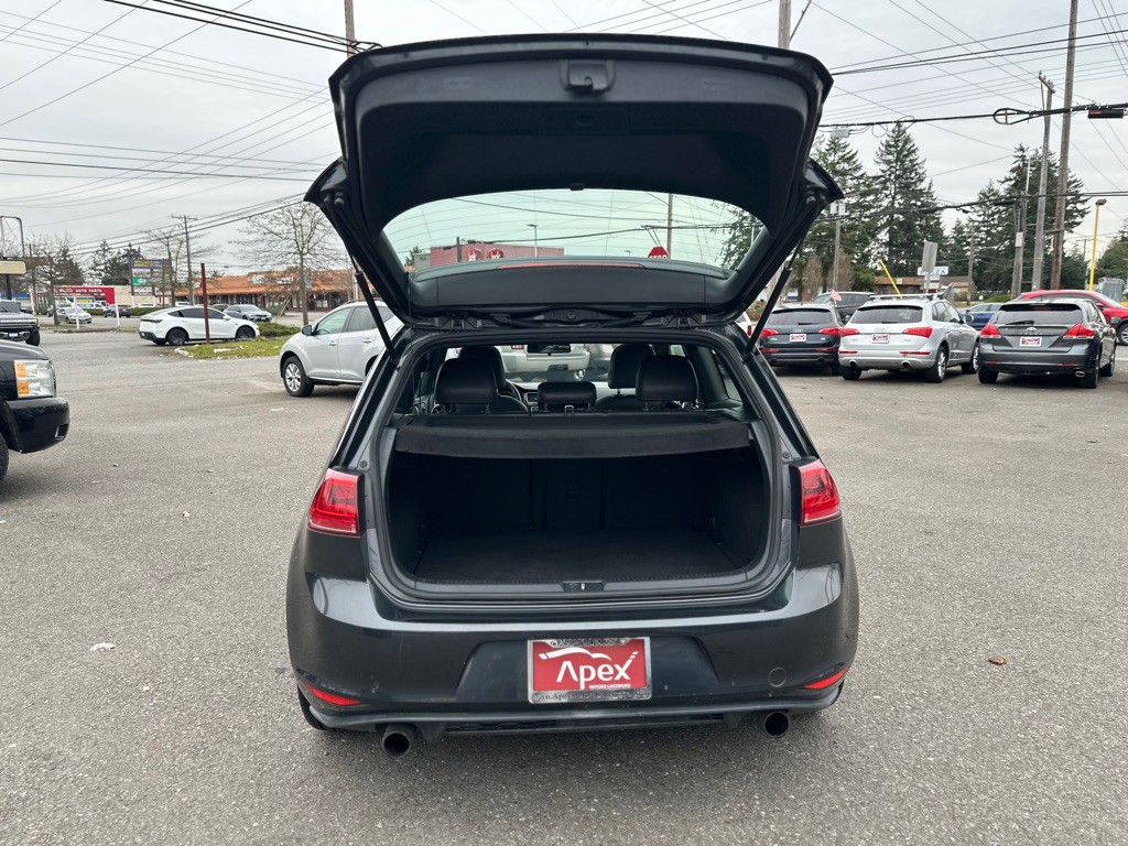 2015 Volkswagen GTI Image 7