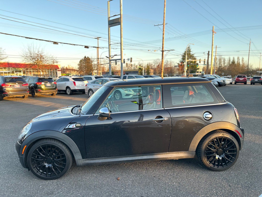 2007 MINI Cooper Image 9