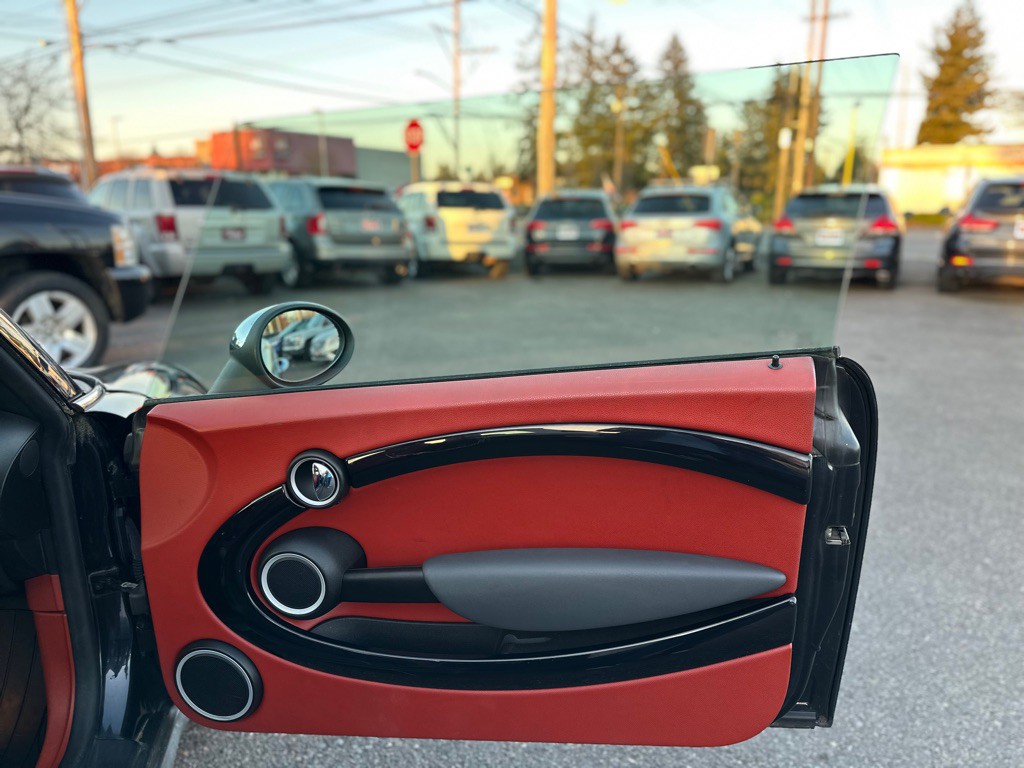 2007 MINI Cooper Image 19