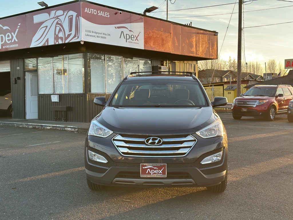 2014 Hyundai Santa Fe Sport Image 2