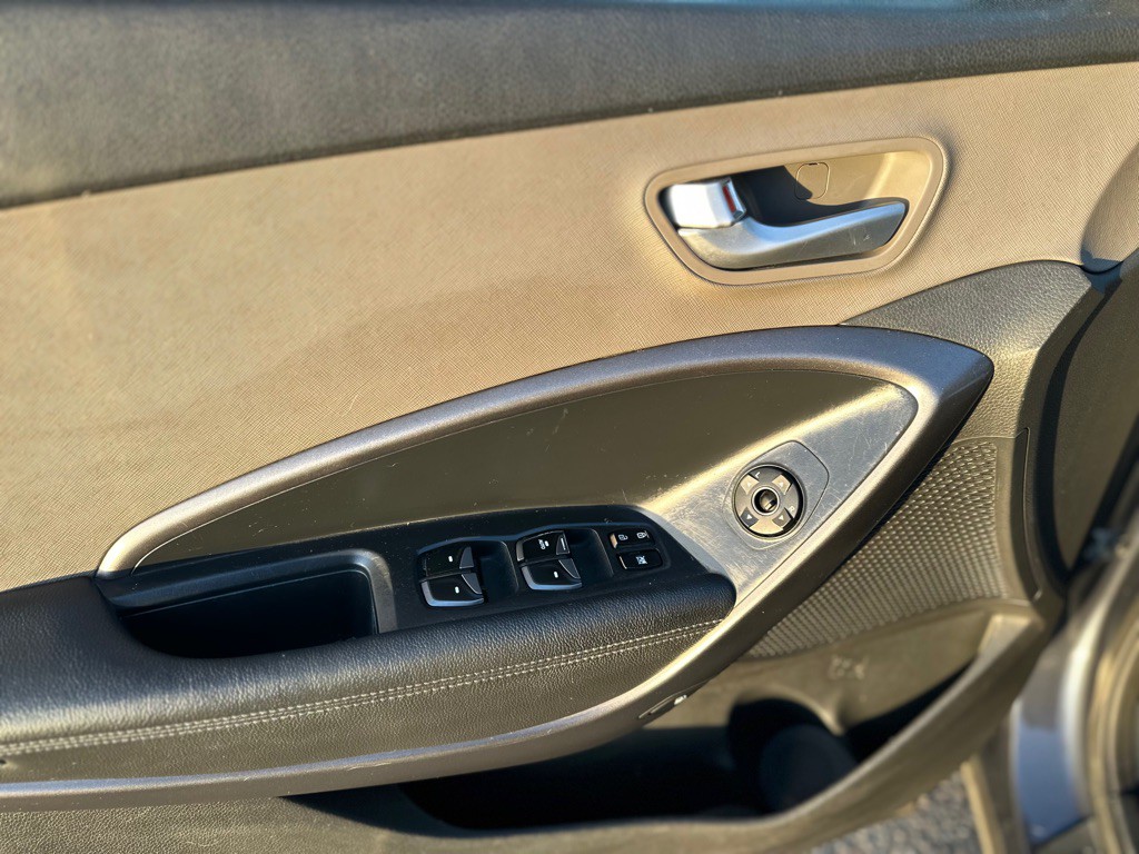 2014 Hyundai Santa Fe Sport Image 11