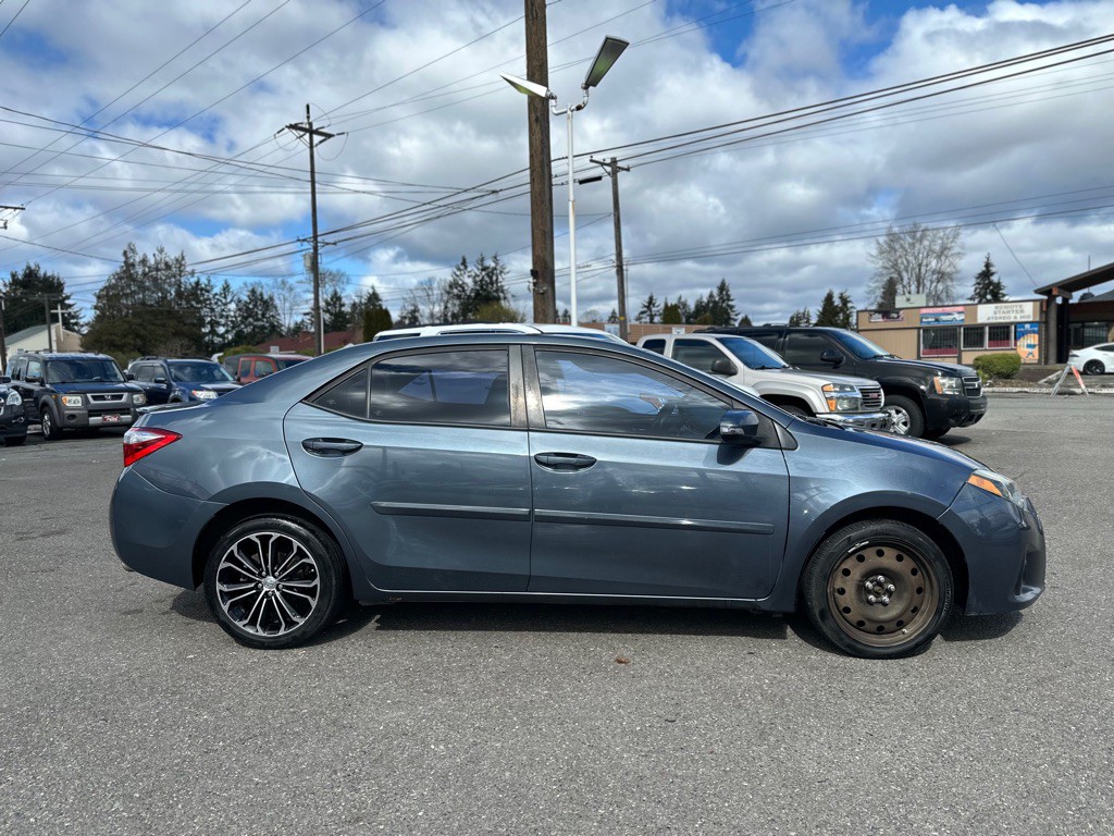 2014 Toyota Corolla Image 4