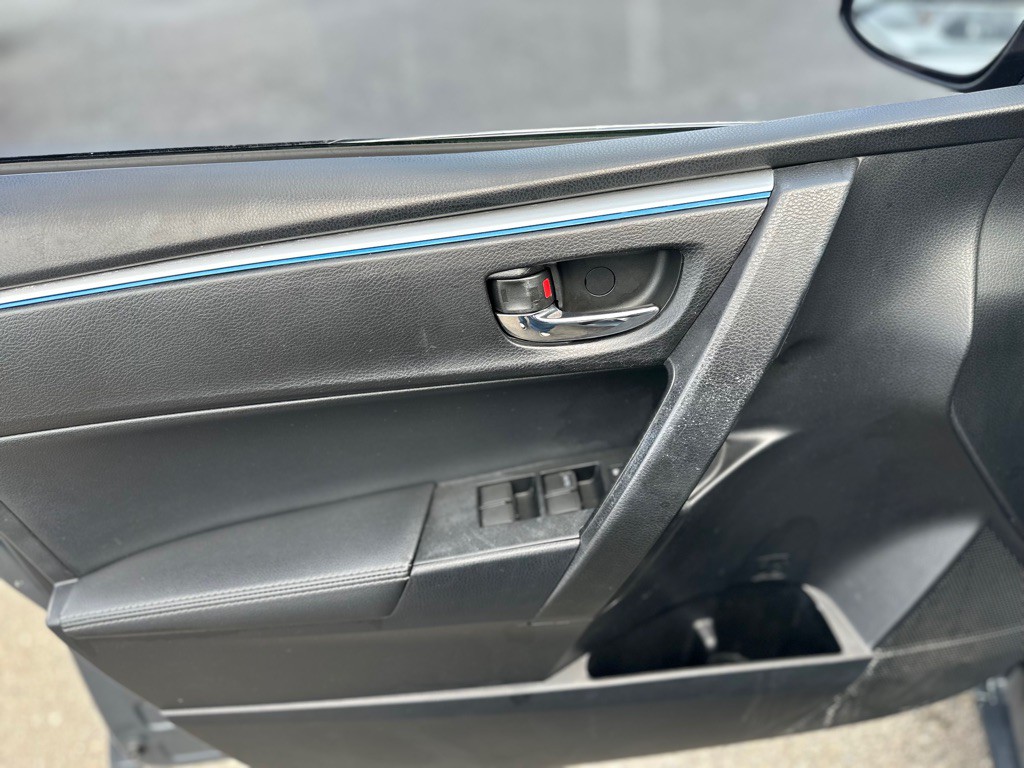 2014 Toyota Corolla Image 11