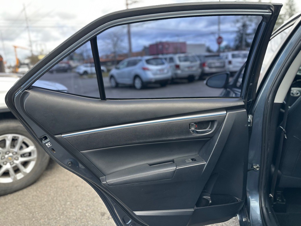 2014 Toyota Corolla Image 18