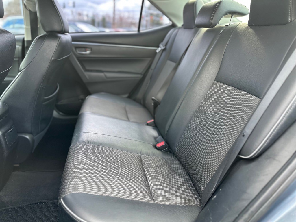 2014 Toyota Corolla Image 19