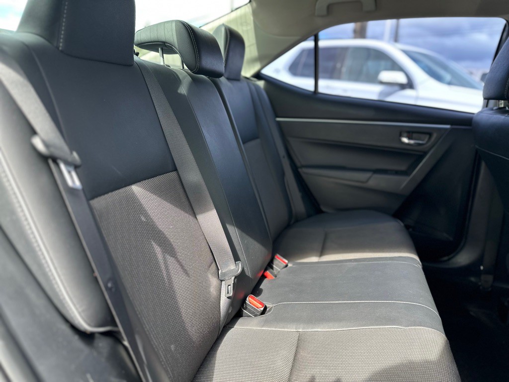 2014 Toyota Corolla Image 21