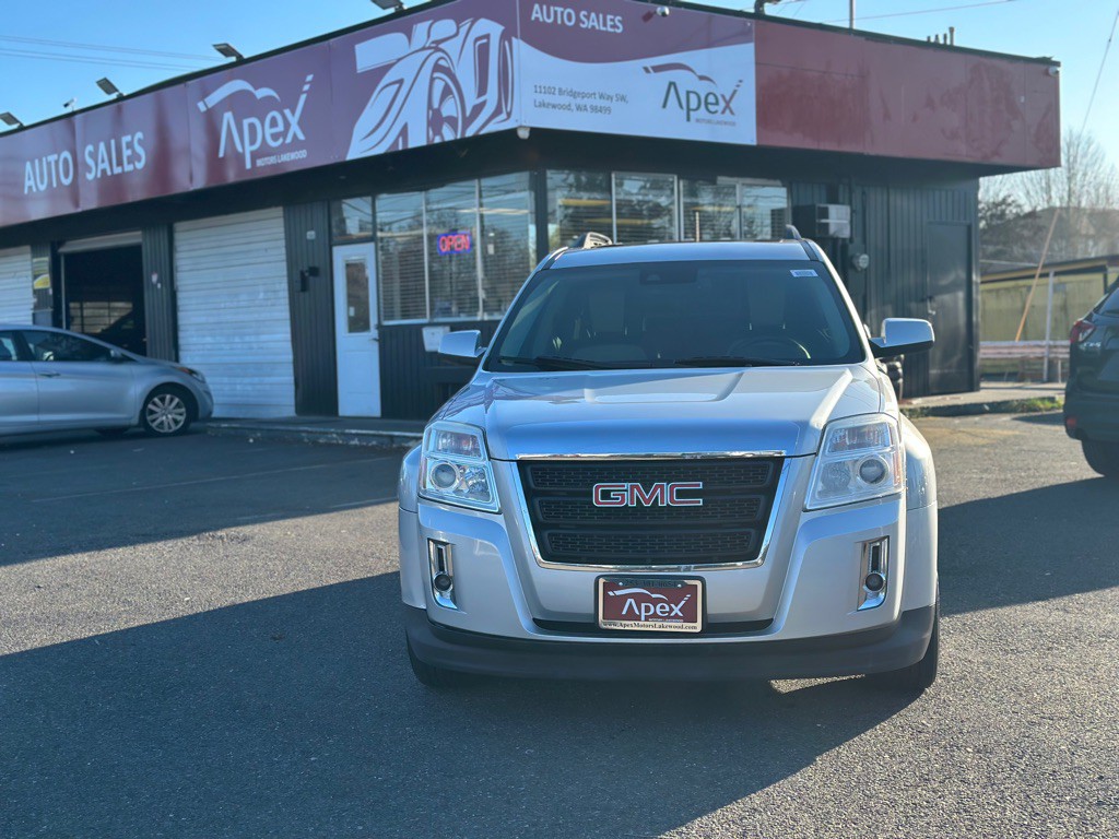 2015 GMC Terrain Image 2