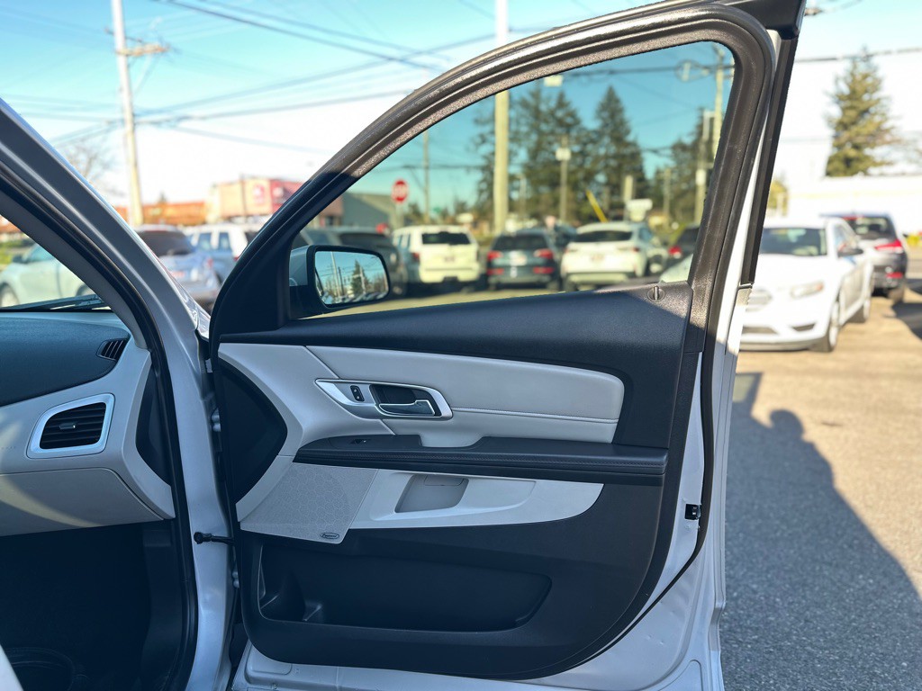 2015 GMC Terrain Image 24