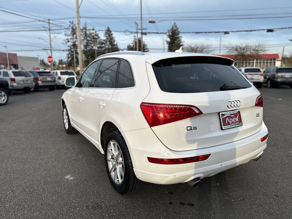 2010 Audi Q5 Image 8