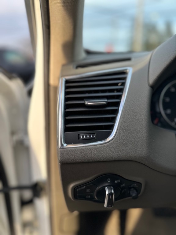 2010 Audi Q5 Image 13