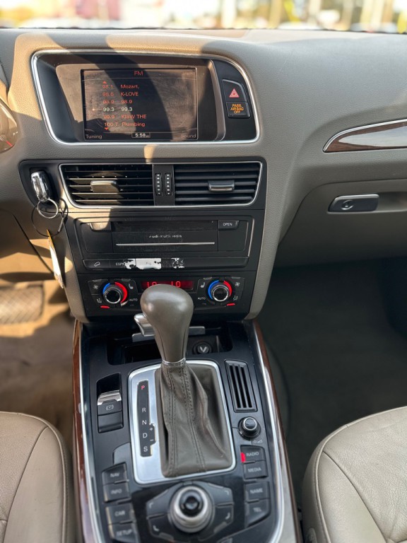 2010 Audi Q5 Image 15