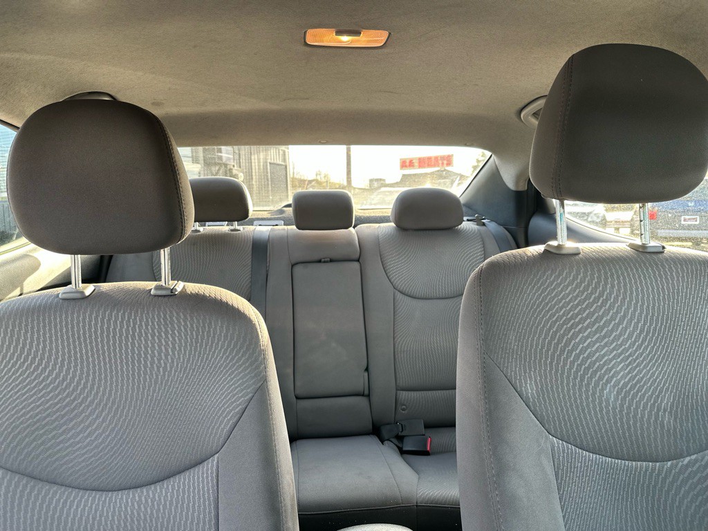 2016 Hyundai Elantra Image 23