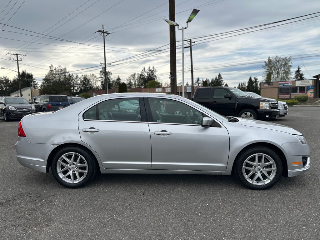 2011 Ford Fusion Image 4