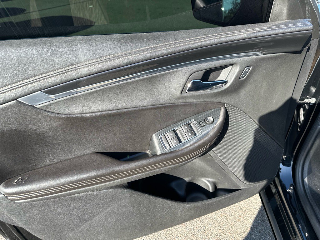 2016 Chevrolet Impala Image 10