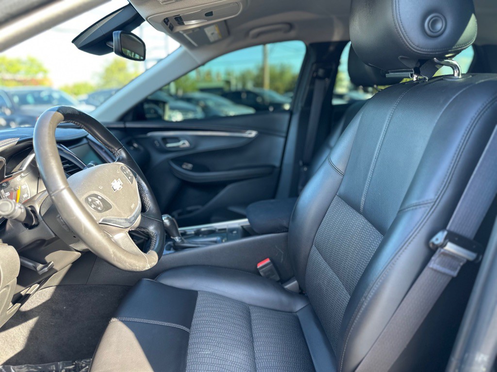 2016 Chevrolet Impala Image 11