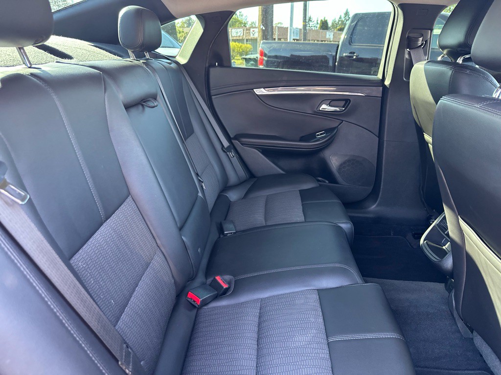 2016 Chevrolet Impala Image 22
