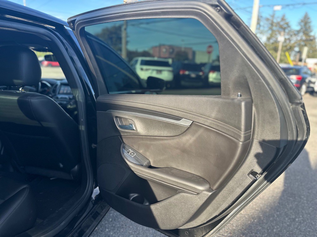 2016 Chevrolet Impala Image 22