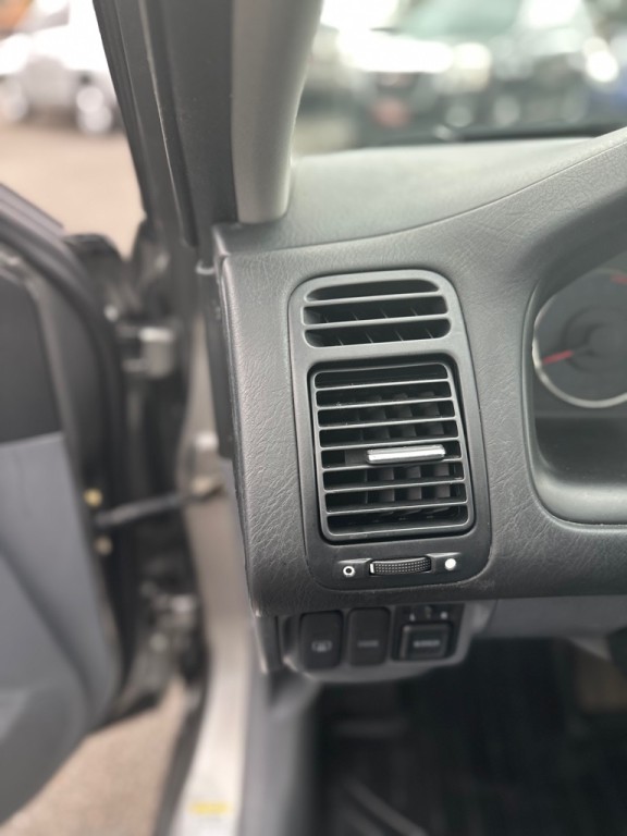 2005 Honda Civic Image 13