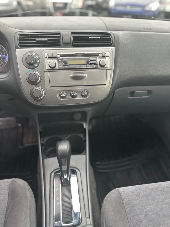 2005 Honda Civic Image 16