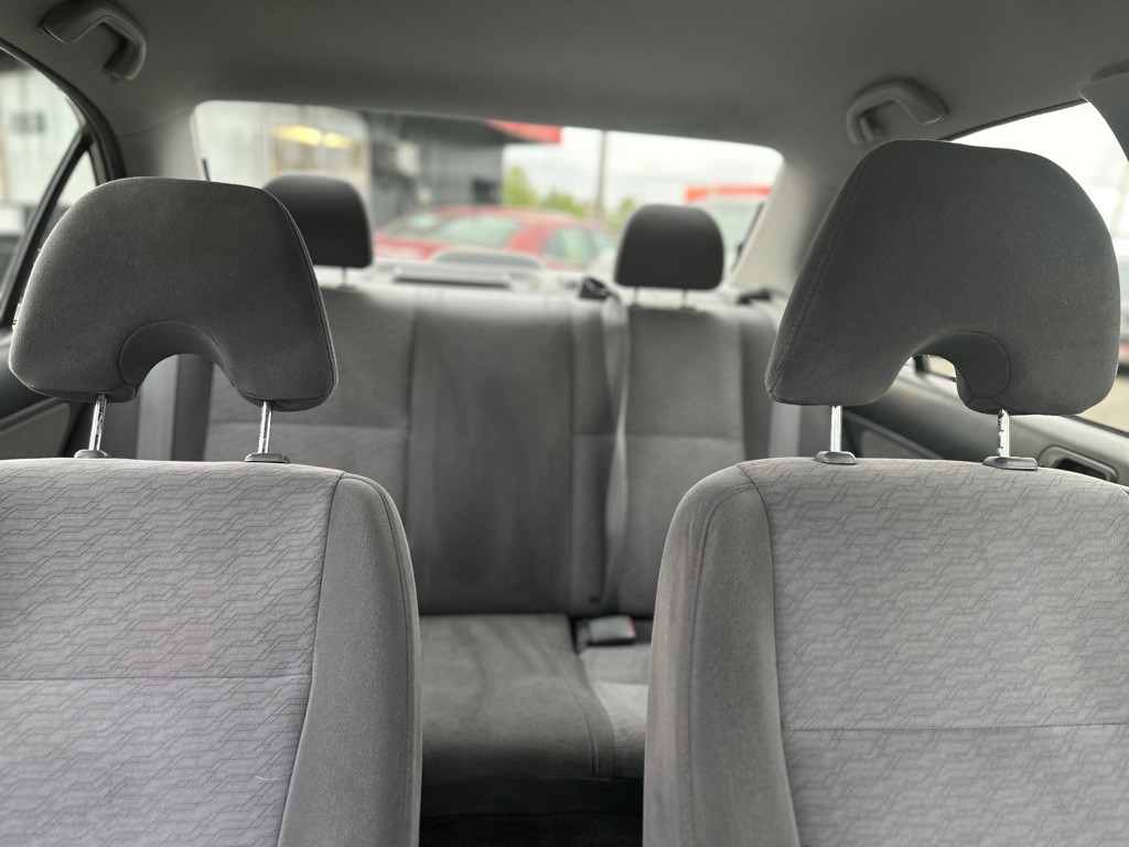 2005 Honda Civic Image 24