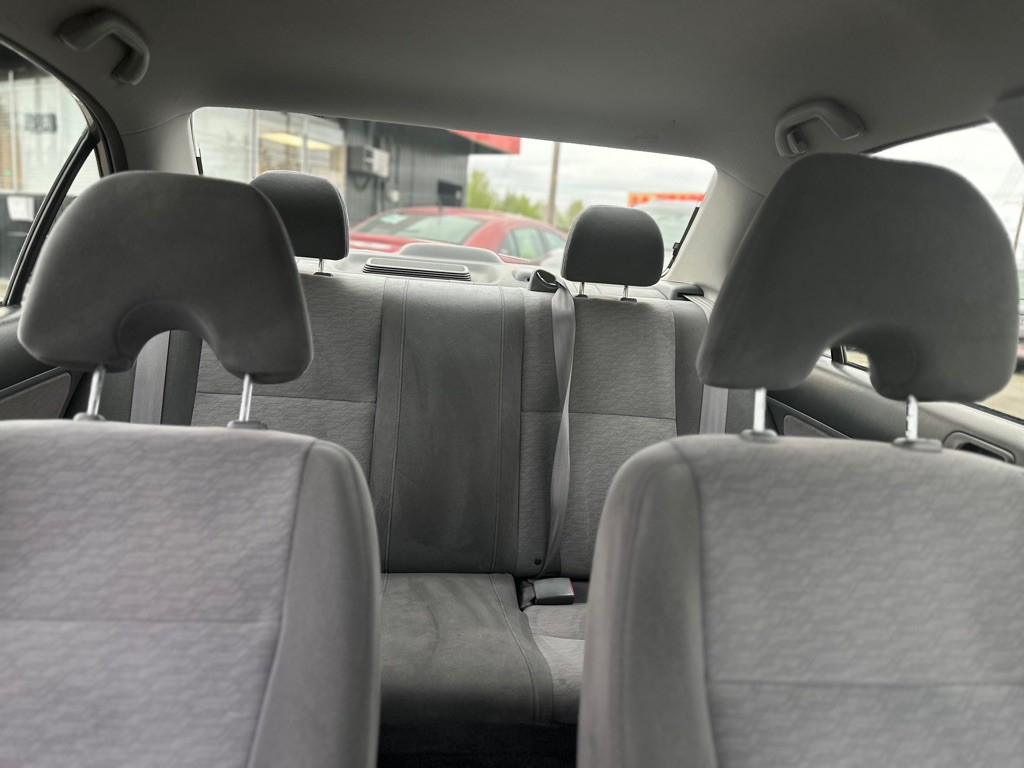 2005 Honda Civic Image 25