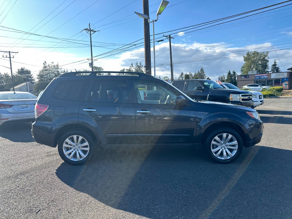 2013 Subaru Forester Image 4