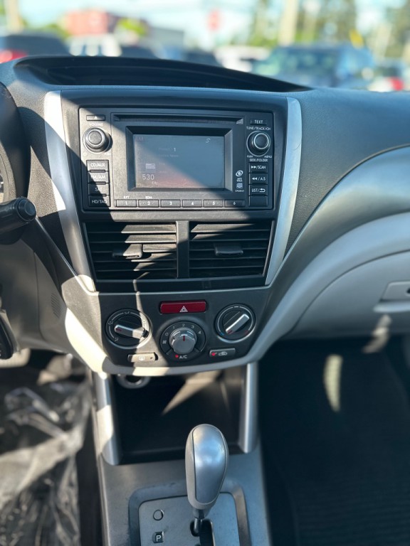 2013 Subaru Forester Image 16