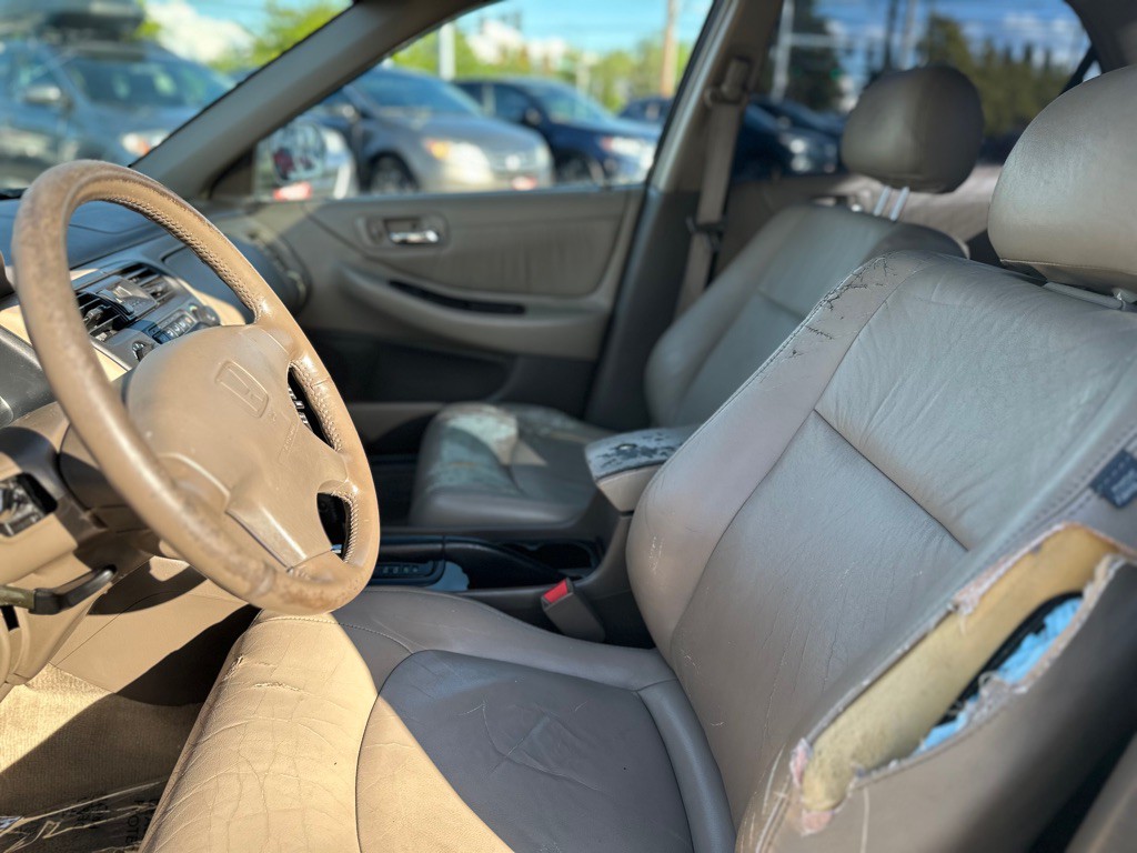 2000 Honda Accord Image 12