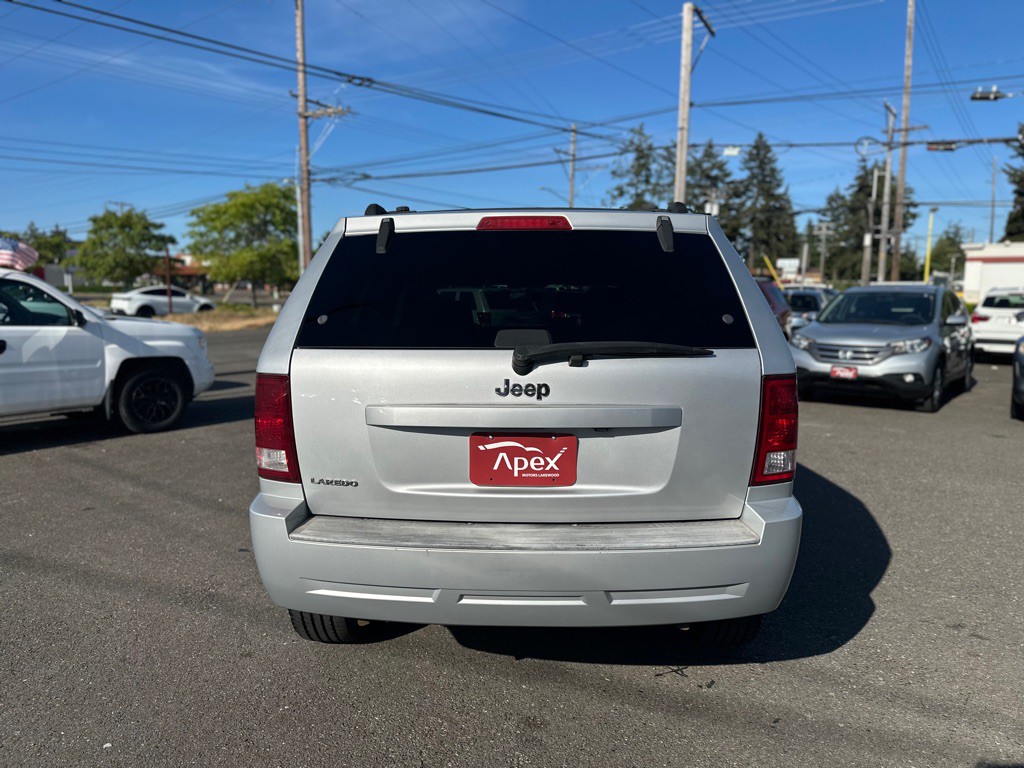 2010 Jeep Grand Cherokee Image 6