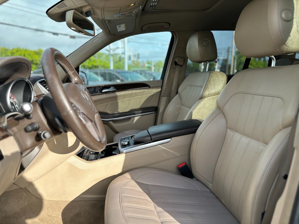 2013 Mercedes-Benz GL-Class Image 12