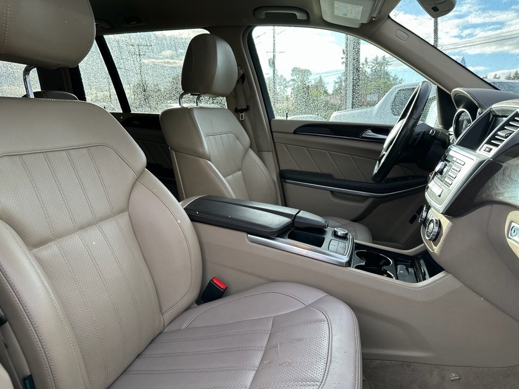 2013 Mercedes-Benz GL-Class Image 24