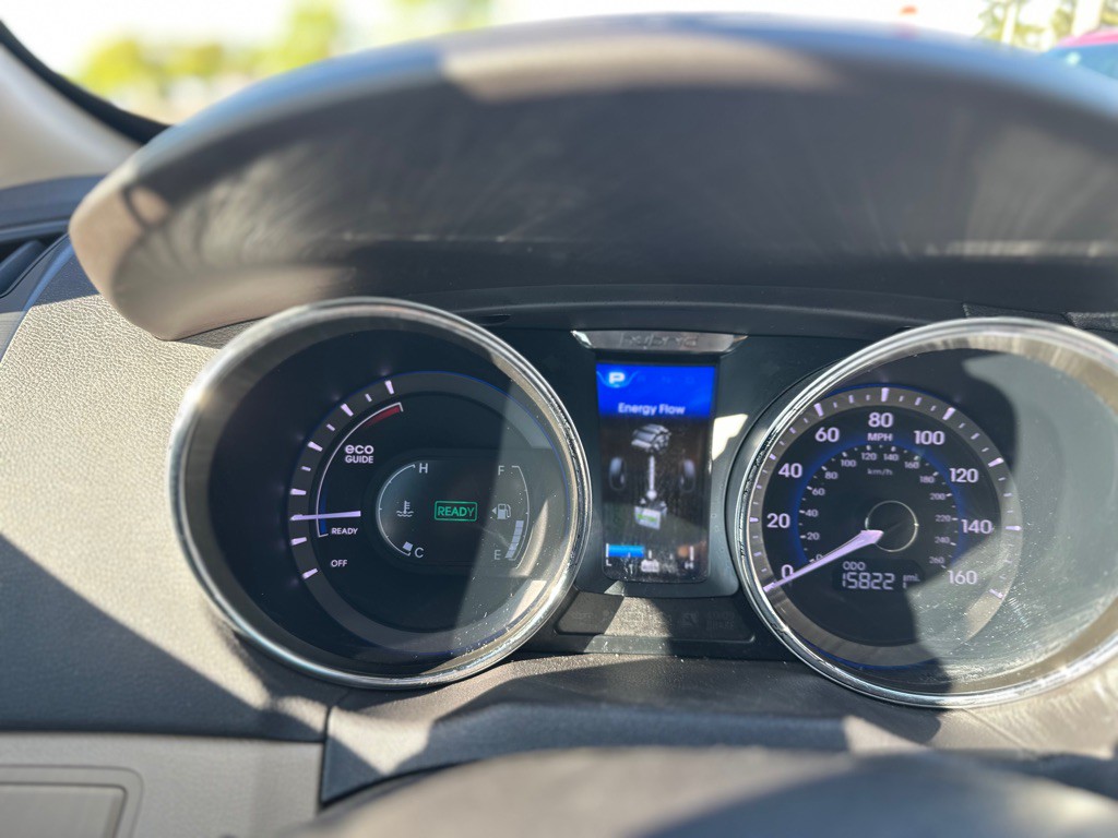 2013 Hyundai Sonata Image 16