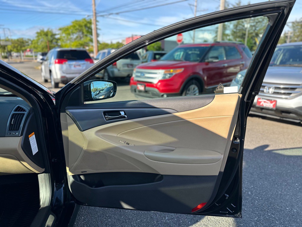 2013 Hyundai Sonata Image 26