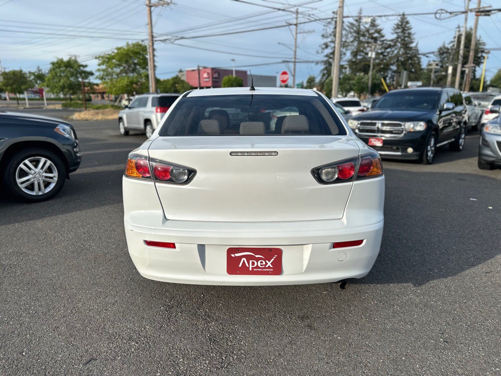 2016 Mitsubishi Lancer Image 6