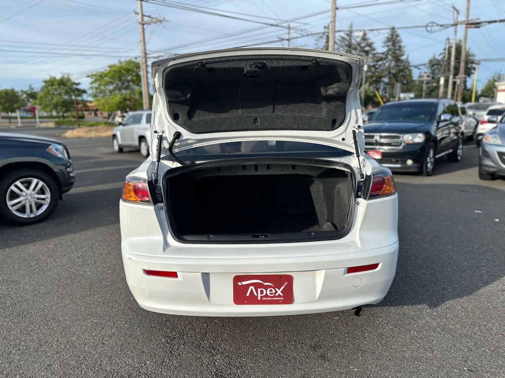 2016 Mitsubishi Lancer Image 7