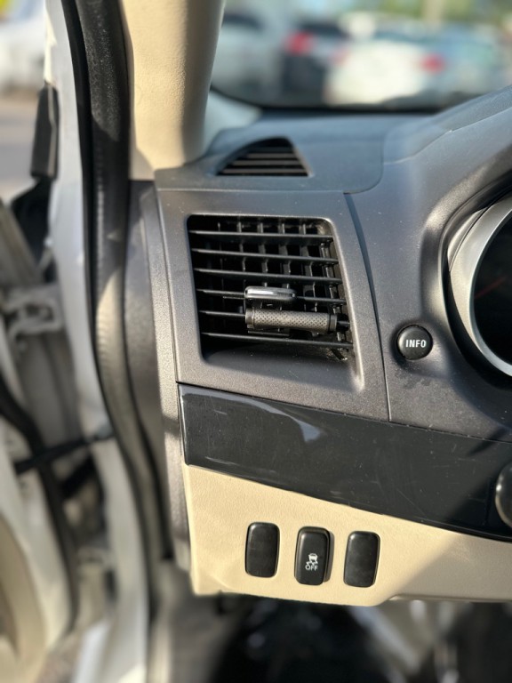 2016 Mitsubishi Lancer Image 13