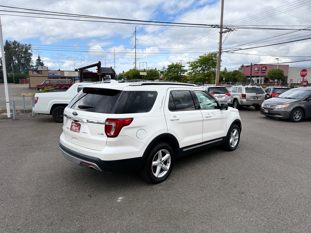 2016 Ford Explorer Image 6