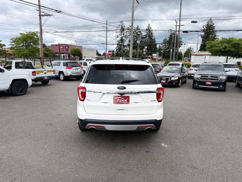 2016 Ford Explorer Image 7