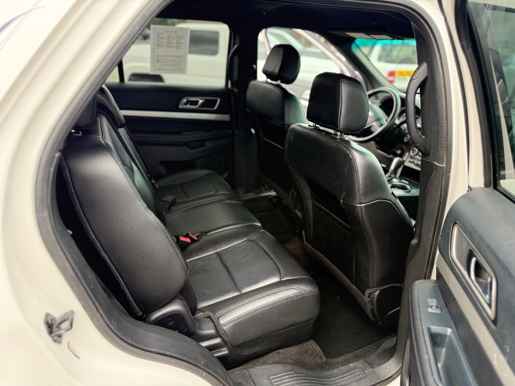 2016 Ford Explorer Image 20