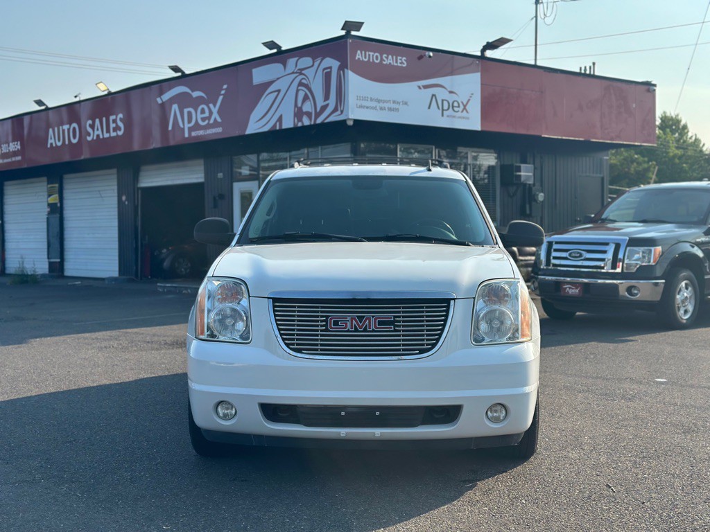 2007 GMC Yukon Image 2