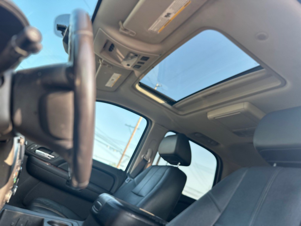 2007 GMC Yukon Image 17