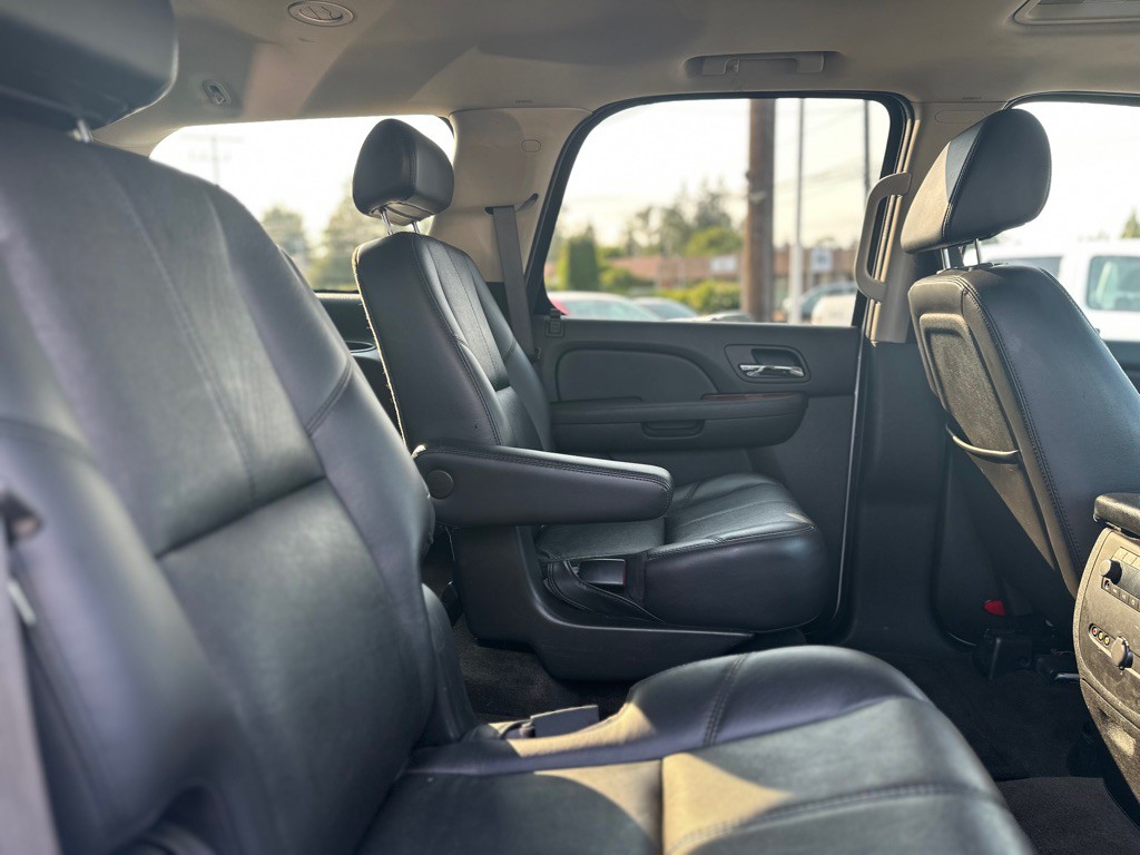 2007 GMC Yukon Image 23