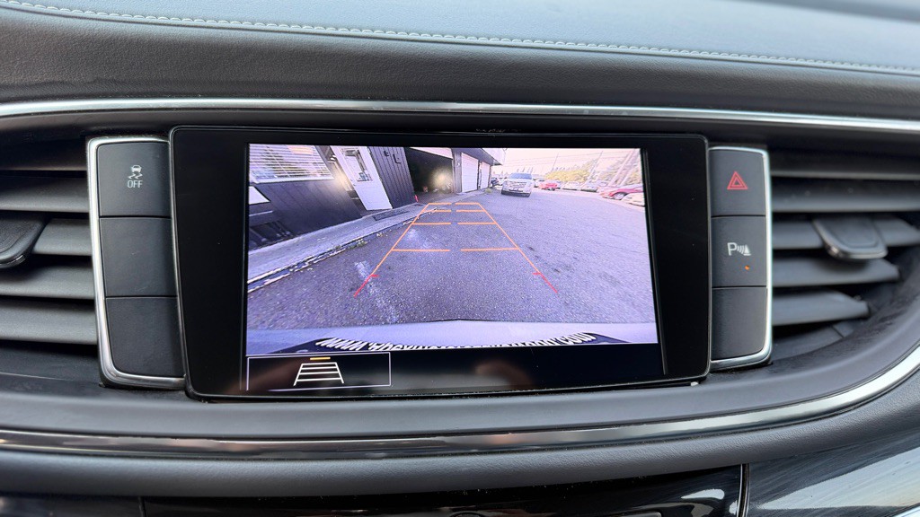 2020 Buick Enclave Image 25