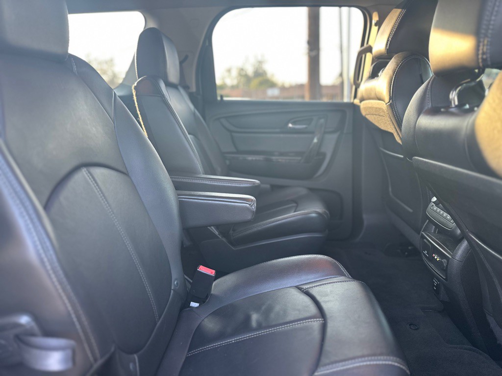 2015 GMC Acadia Image 22