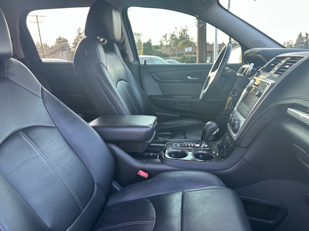2015 GMC Acadia Image 24