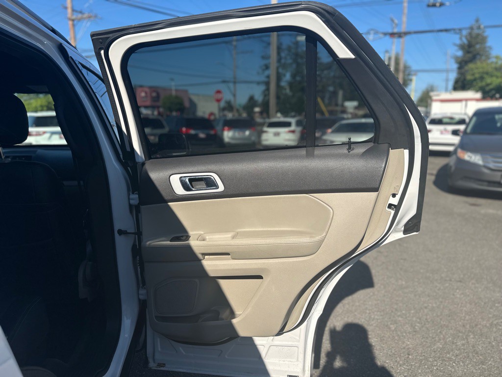 2014 Ford Explorer Image 20