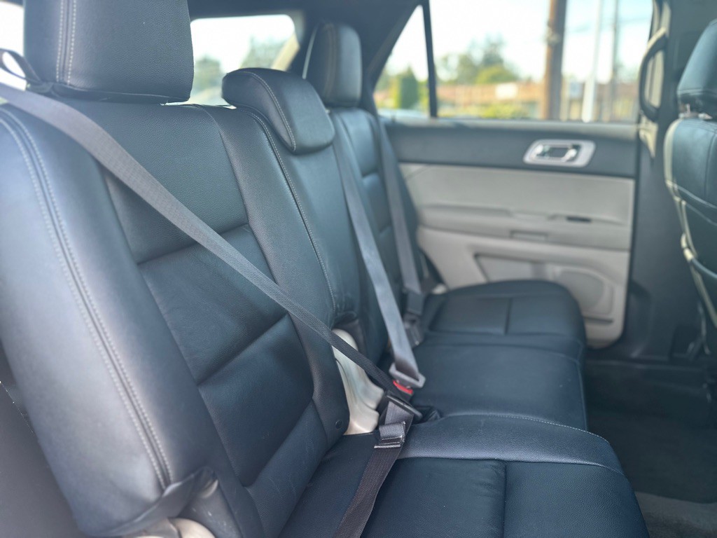 2014 Ford Explorer Image 21