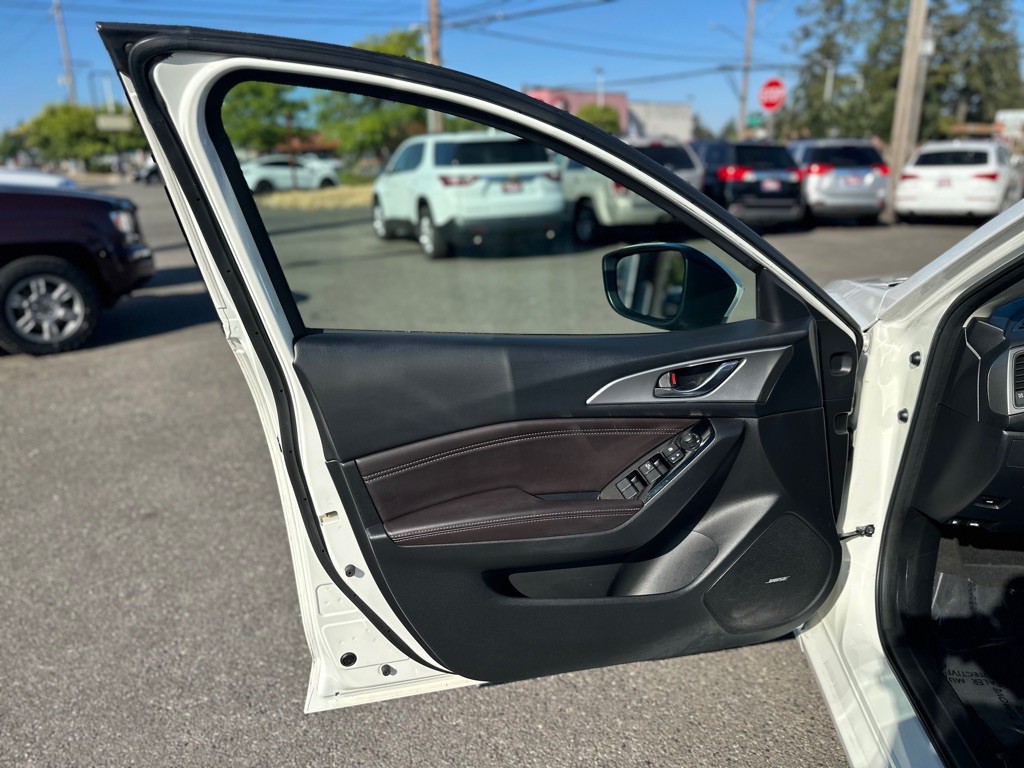 2018 Mazda Mazda3 Image 10