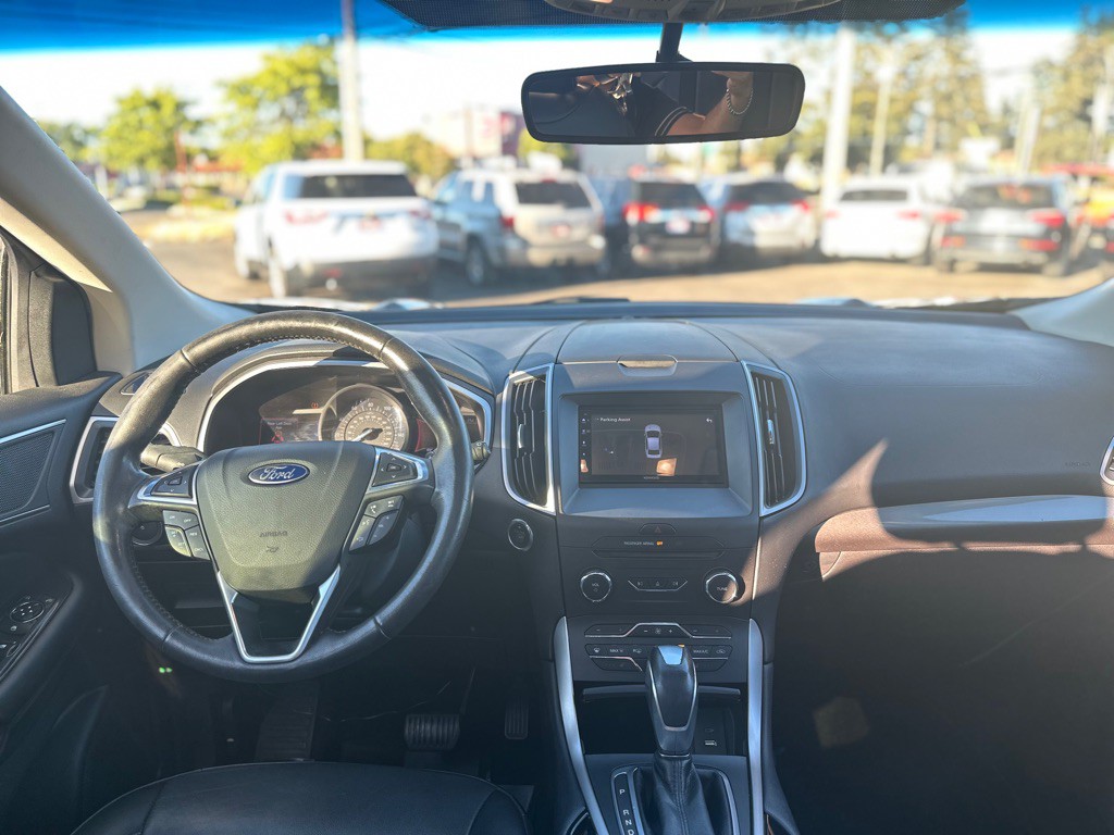 2017 Ford Edge Image 20
